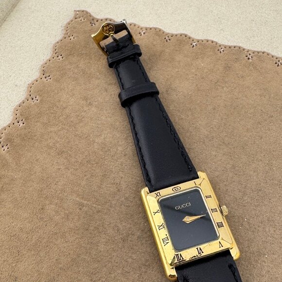 Vintage Super Thin Gucci Gold Watch New Black Leather Strap - Picture 4 of 8
